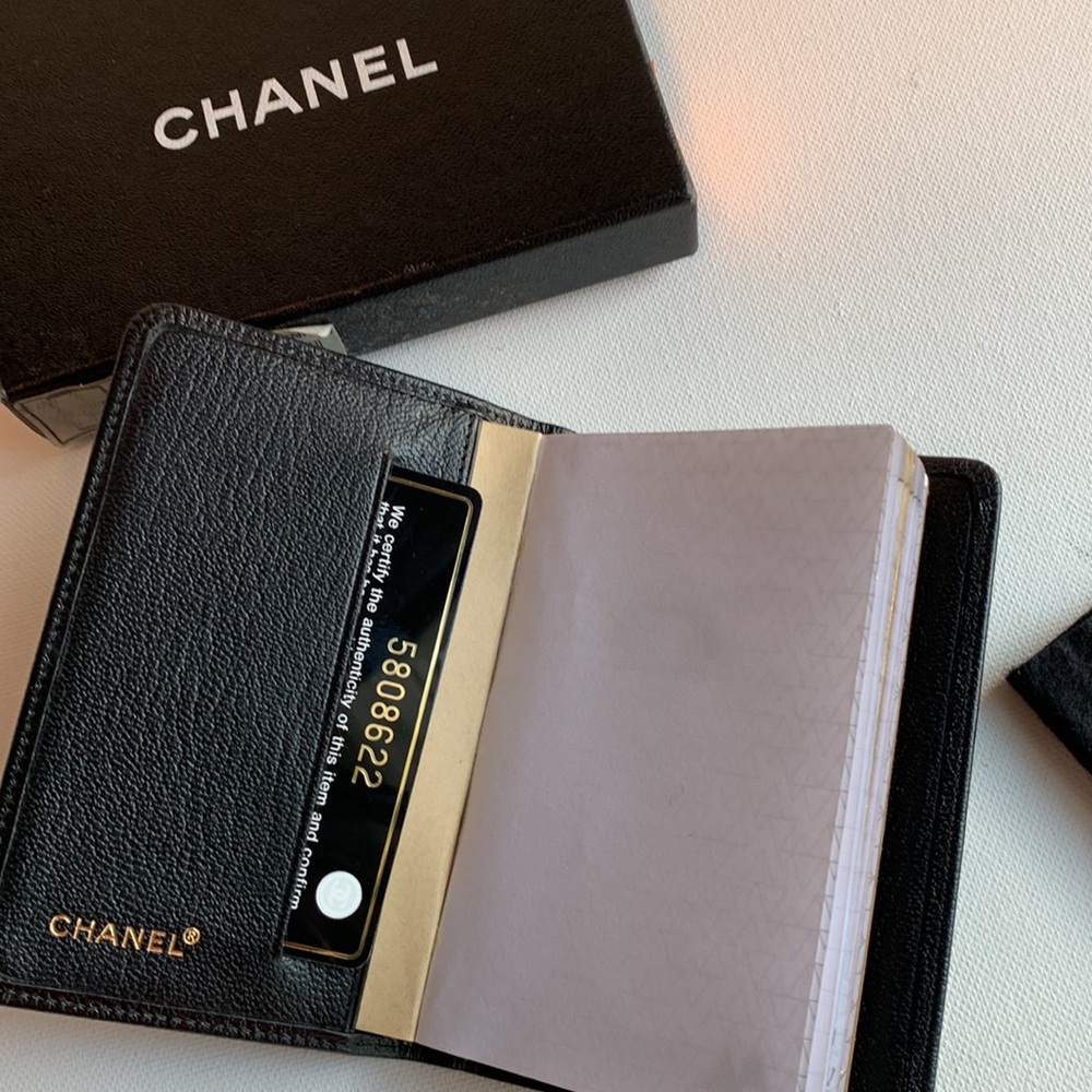 CHANEL Black Leather Agenda or Credit Card Case w/ Gold CC Logo New w/ Tags 🖤 - Picture 12 of 16